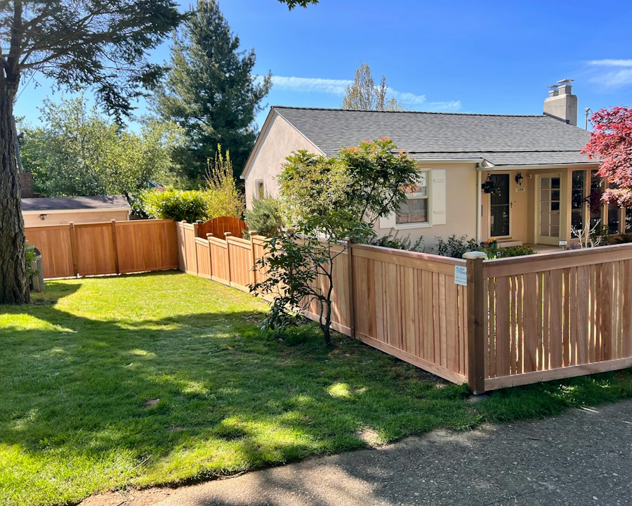 Cedar fence around a residential yard